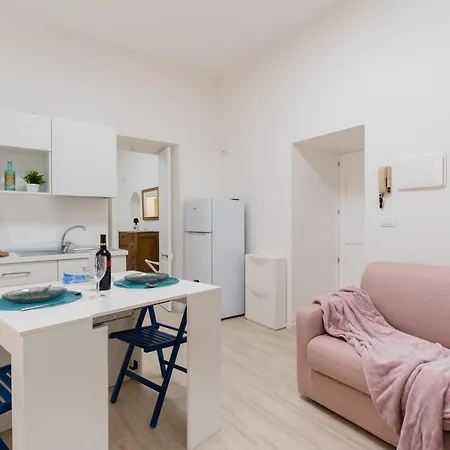 Penelope House Historyc Center *