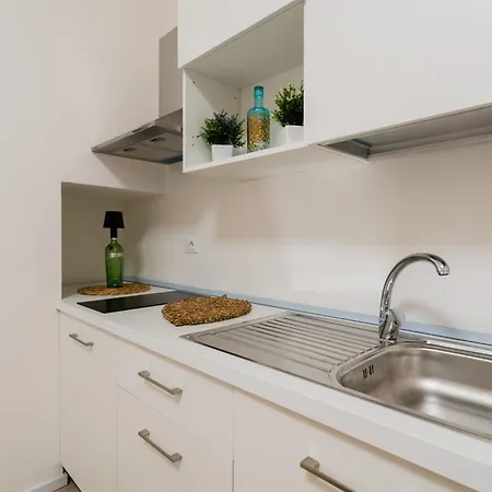 Penelope House Historyc Center 오트란토