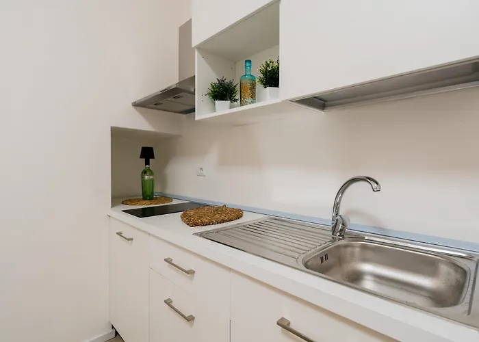 Penelope House Historyc Center 오트란토