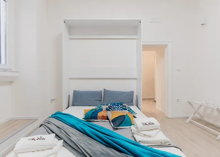 펜션 Penelope House Historyc Center