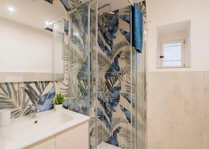 Penelope House Historyc Center *